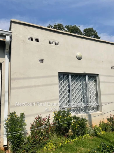 Apartment In A Gated Cluster Community (Sole Mandate)