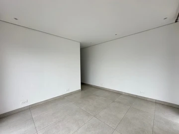 4 Bedroom Garden Flat