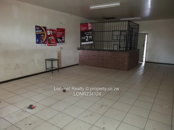 200m² Tiled Retail Shop at Huruyadzo Shopping Centre, St Marys — Secure w/ Storage (Sole Mandate)
