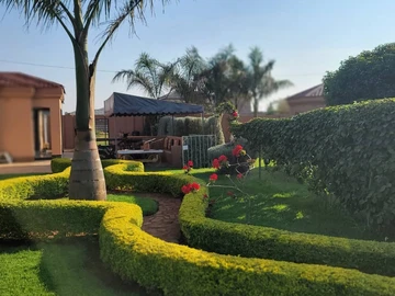 5 Bedroom House