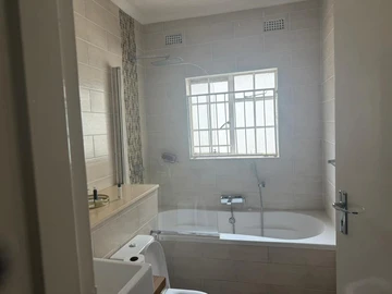 2 Bedroom Garden Flat