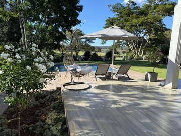 Stunning Home With Golf Course And Dam View