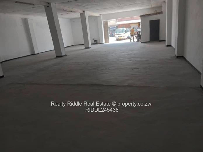 Spacious 432m² Retail Shop in Makoni — Loading Bay & Good ZESA