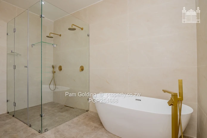 Newly Built 5-Bedroom Home In Mount Pleasant Heights