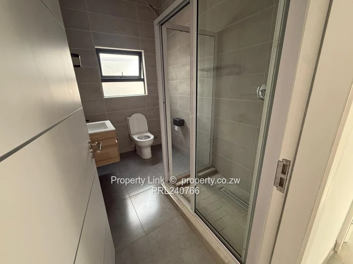 Convenient Modern Townhouse Available Immediately