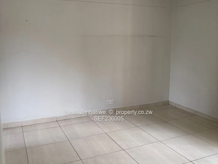 Modern 1-Bedroom Apartment with Borehole & Reliable ZESA