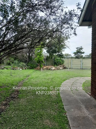 Cottage for Sale in a Well-established Retirement Complex (Sole Mandate)