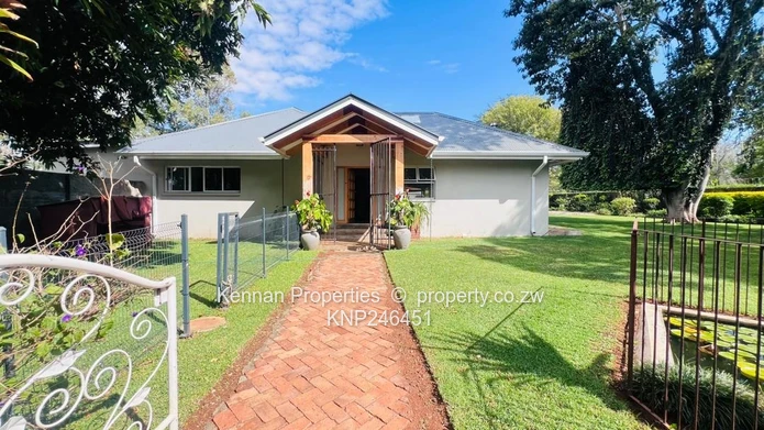 Family Home with separate self contained cottage