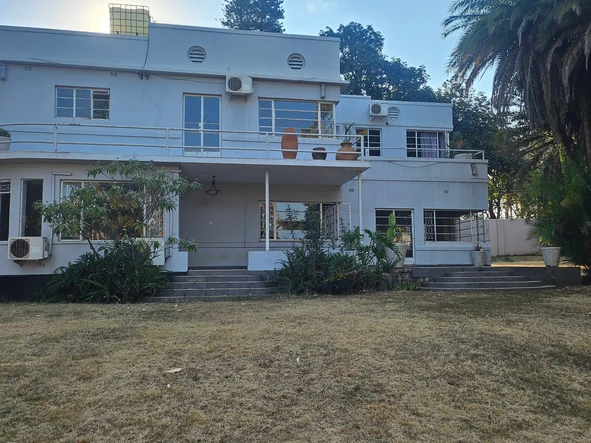 7 Bedroom House