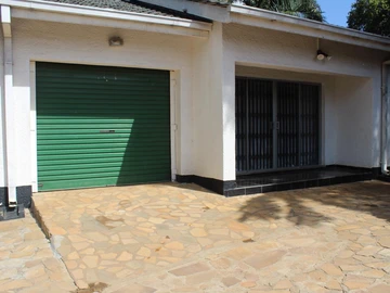 Spacious 4-Bedroom Cluster for Rent in Prime Marlborough Location!