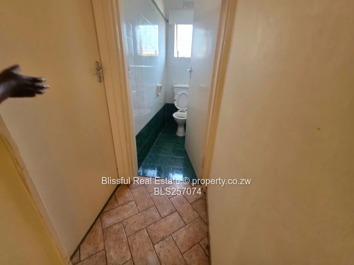 3-bedroom house for rent in Westgate