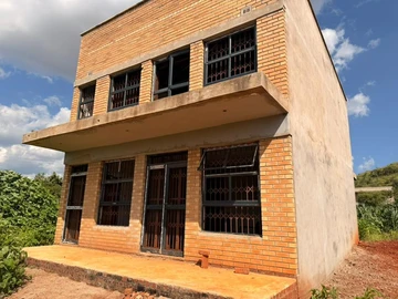 Commercial & Industrial Land