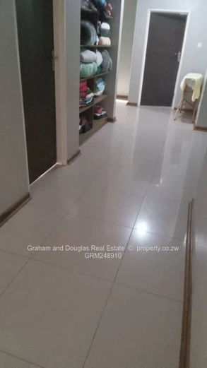 Mabvazuva Estate Phase 1.1 Ruwa House To Let