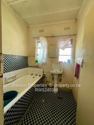 Norton Twinlakes 3 Bedroom House For Sale (Sole Mandate)