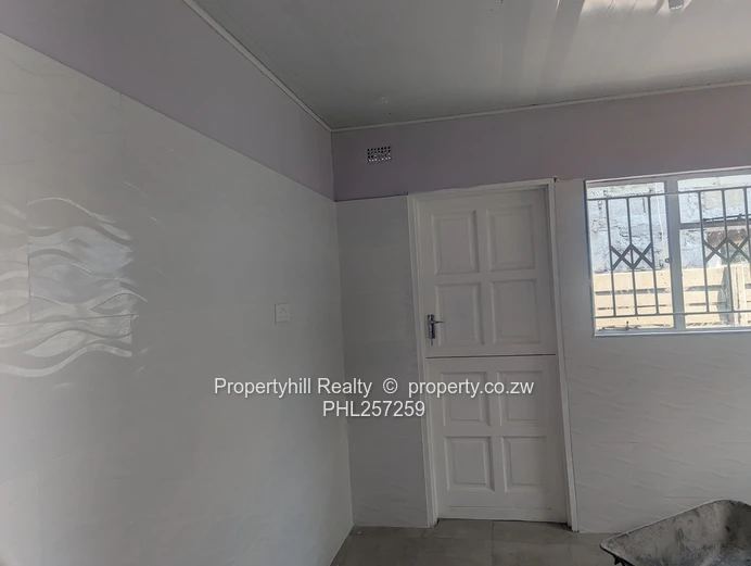Chitungwiza Unit D Newly built house for sale