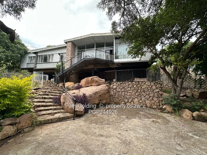 A Spacious Family Home (Sole Mandate)