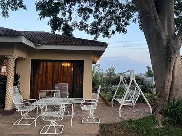 3 Bedroom Flat & Apartment