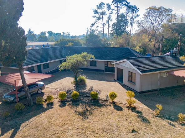 6 Bedroom House