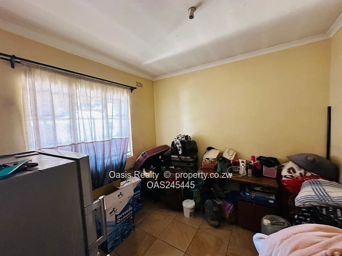 Neat House For Rent In Highfields Main Street