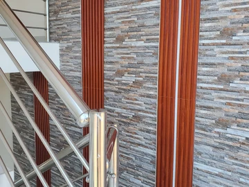 4 Bedroom Flat & Apartment