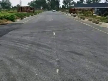 Stands & Residential Land