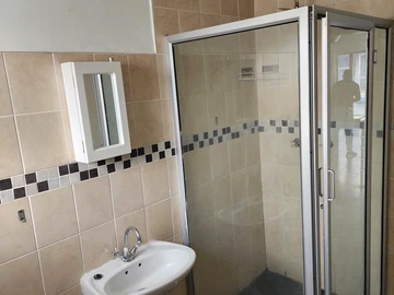 3 Bedroom Garden Flat