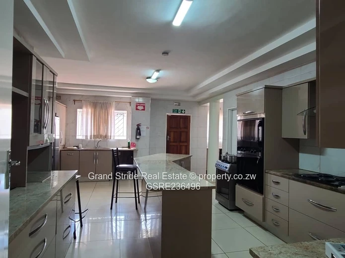 Luxurious Mansion To Let