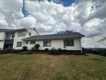 6 Bedroom House