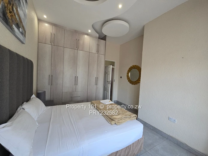 To Rent ~The Grange 5 bedrooms House (furnished @$3000)