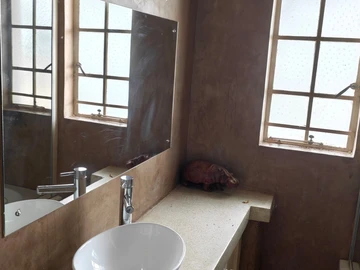 2 Bedroom Garden Flat