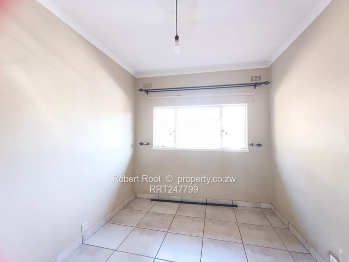 2 bed flat in Avonlea