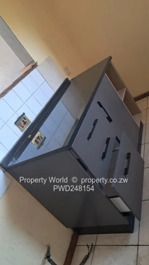 1 Bedroom Flat To Let In Avenues