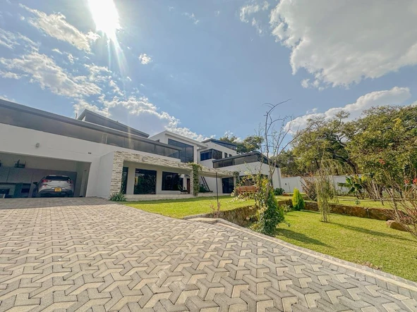 5 Bedroom House