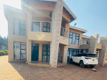 7 Bedroom House