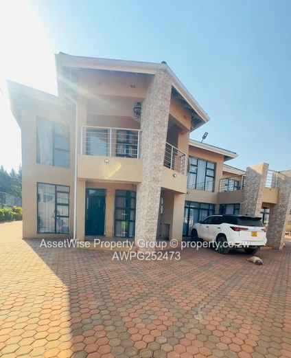 Gletwin Lush Double Storey House for sale