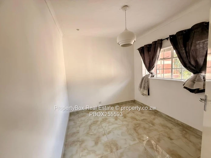 2 Bed Executive Duplex Garden Flat Apartment to rent for Immeditate occupation! 