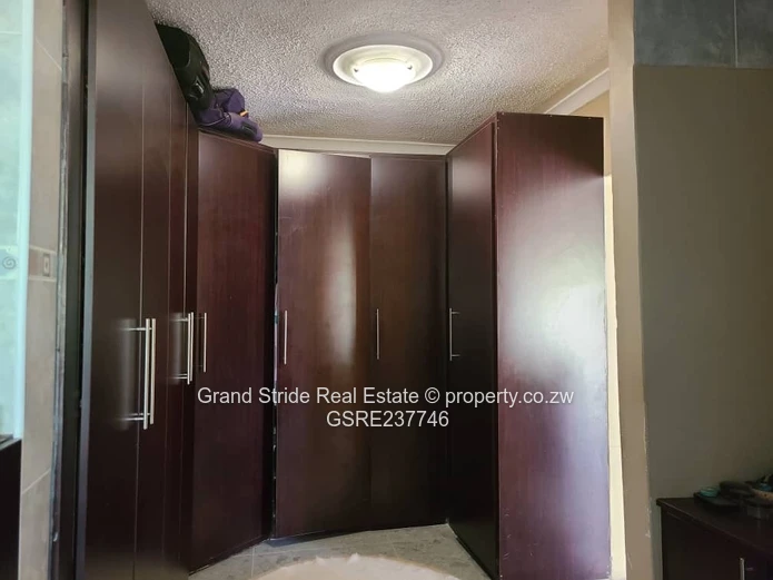 Stunning 6-bedroom double-story home for sale in Glenlorne 