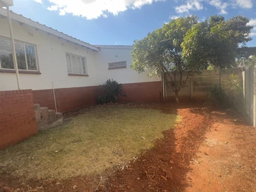 2 Bedroom Garden Flat