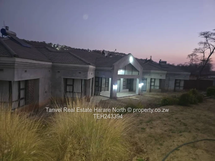 CARRICK CREAGH HOUSE FOR SALE.  6 beds 2 with ensuites  Spacious fitted kitchen  3 lounges  Dining  