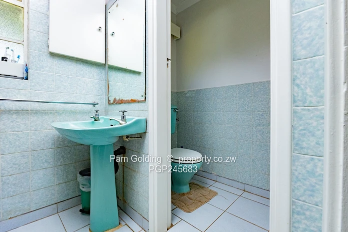 Charming Double-Storey Residence in Alexandra Park For Sale (Sole Mandate)