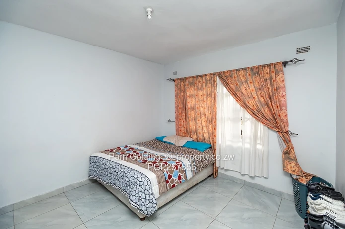 House for sale (Sole Mandate)