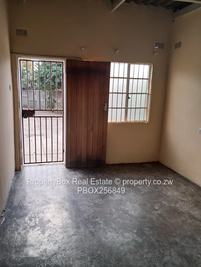 Hillside self contained Offices cottage for Rent!