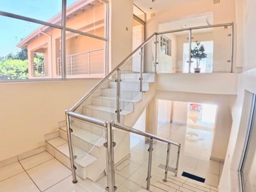 8 Bedroom House