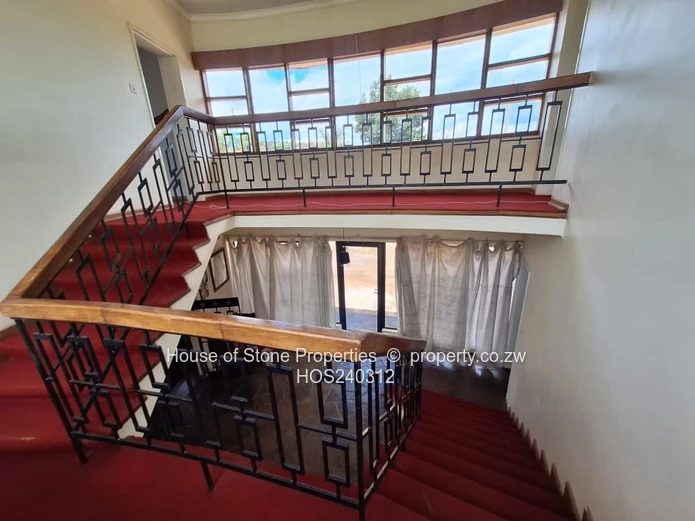 Cold Comfort 5-bedroom double-storey house (Sole Mandate)