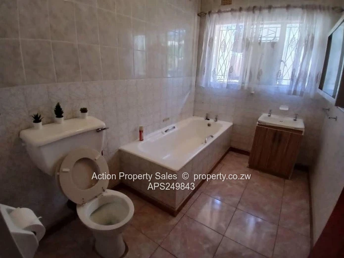 Fully Furnished Cottage To Let! 