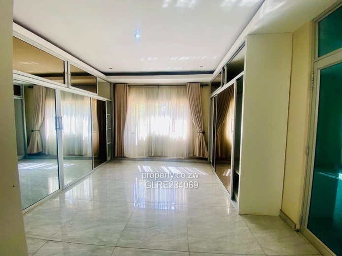 The Smart Estate: A Greystone Park Marvel House To Let 