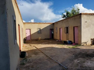 8-Roomed Investment Property for Sale , Domboshava