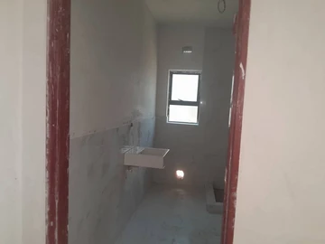 3 Bedroom Flat & Apartment