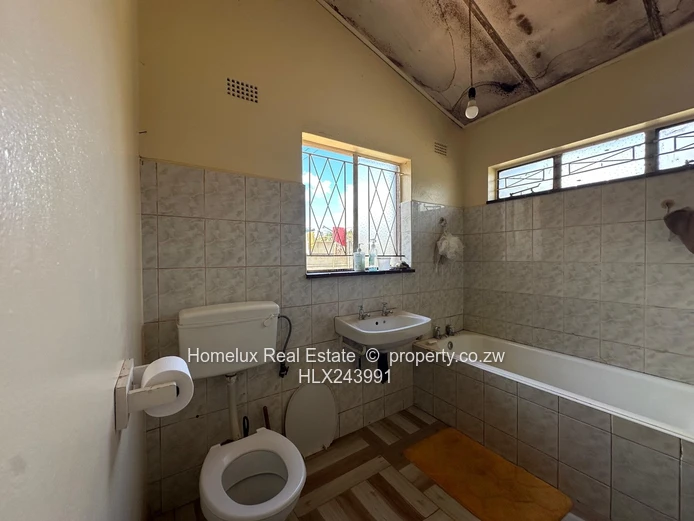 5-Bedroom Family Home for Sale – Marlborough West, Harare