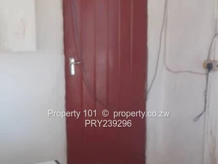 Forsale~ Lake Safaris in kariba 